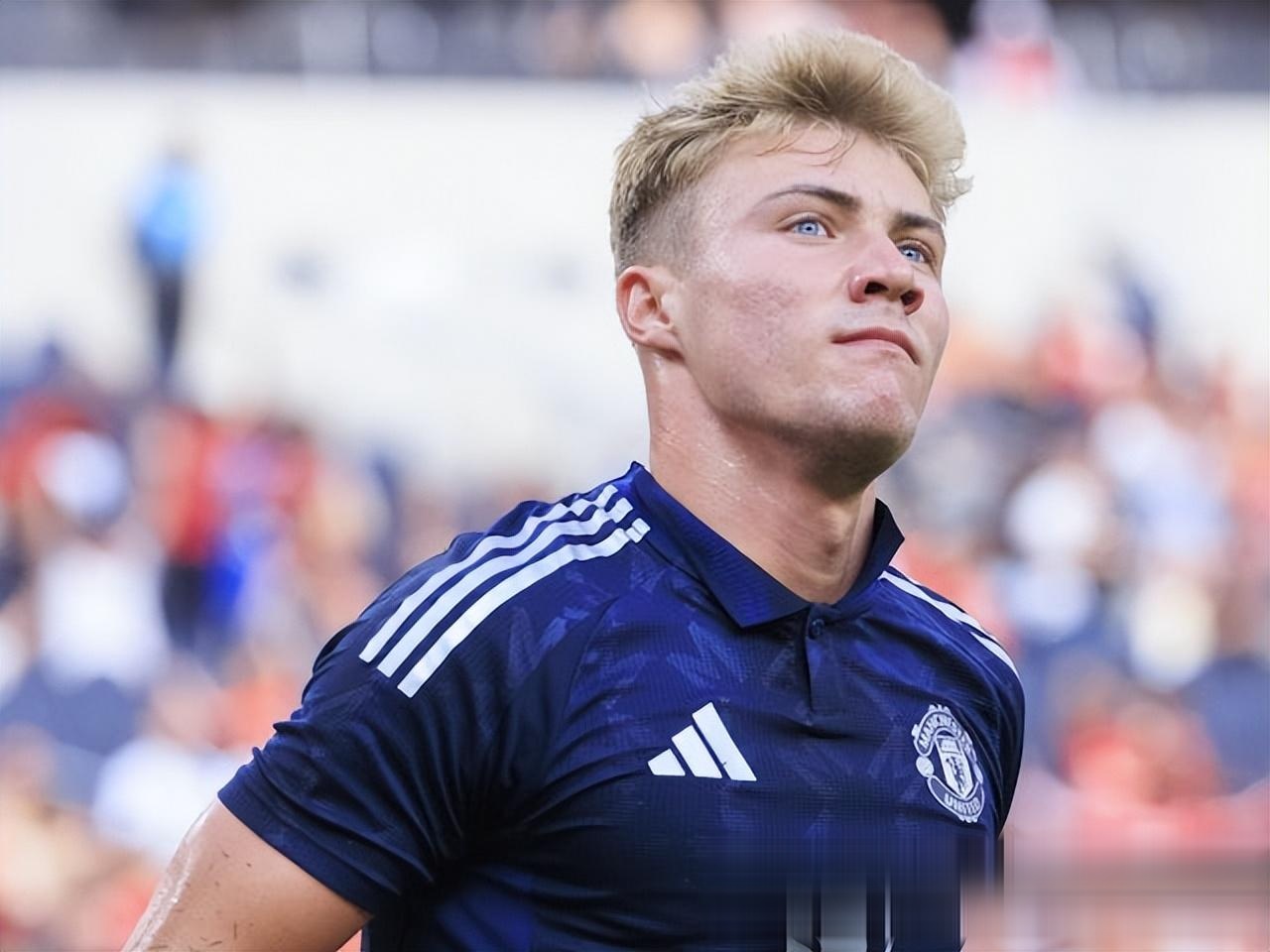 爱游戏APP官方版曼联巨星伤愈复出即破门，全场球迷沸腾，国家一下包括不能.的简单介绍