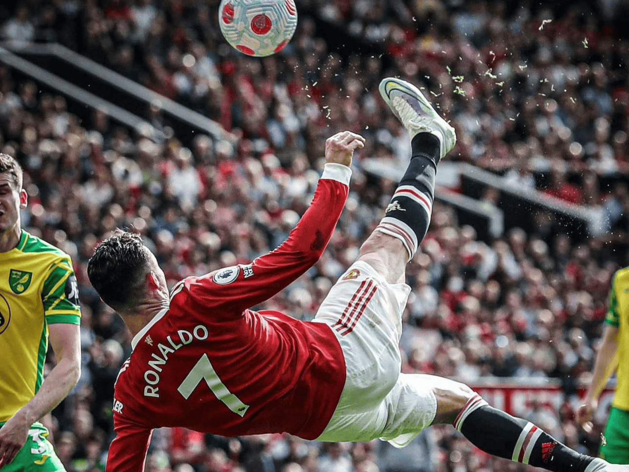 Doinb巅峰对决,詹姆斯与60激战尤文图斯分钟,出色防守胜负难料! Doinb巅峰对决,詹姆斯与60激战尤文图斯分钟,出色防守胜负难料!