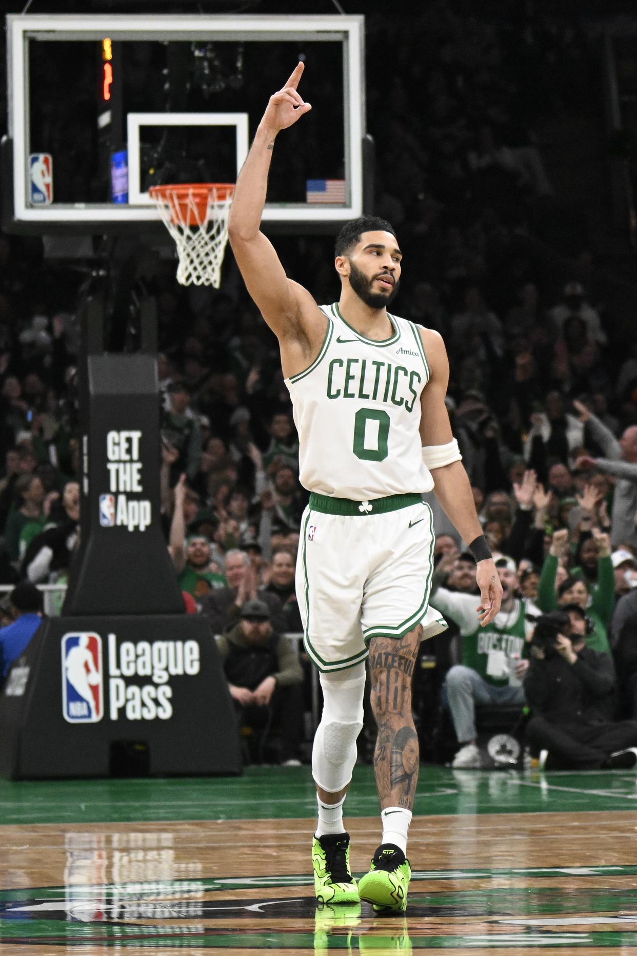 塔图姆在德国队比赛中大胜,回归赛场引发热议!(塔图姆打球) 塔图姆在德国队比赛中大胜,回归赛场引发热议!(塔图姆打球)